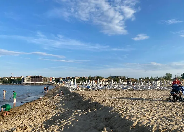 Апартаменти Esperanto 403 Large Sunny *