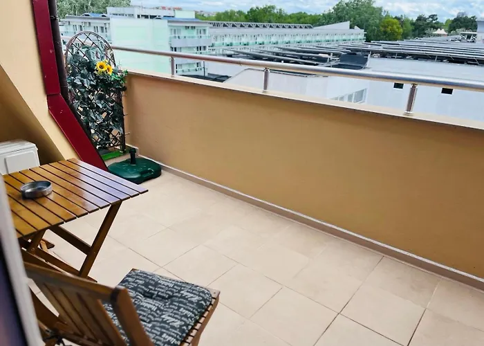 Апартаменти Esperanto 403 Large Sunny