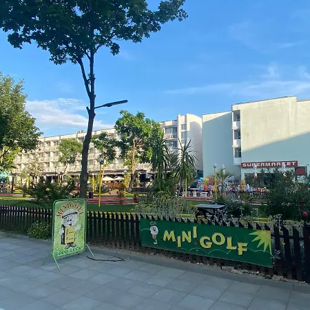 Апартаменти Esperanto 403 Large Sunny *